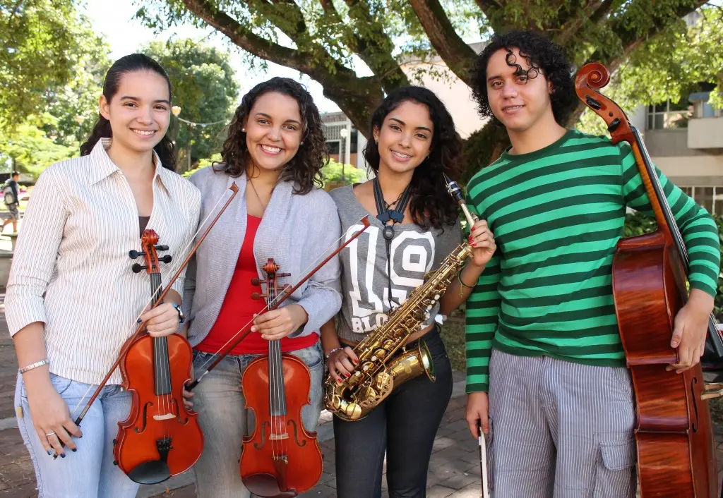 Becarios artística